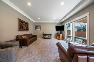 4584 Wolf Run Dr, Medford, OR 97504 - Photo 15