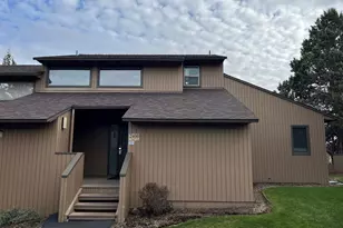 2400 Snowgoose Dr, Redmond, OR 97756 - Photo 3