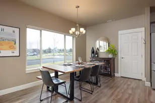 62905 Daniel Rd, Bend, OR 97701 - Photo 9