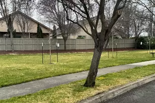 3126 Alameda St, Medford, OR 97504 - Photo 29