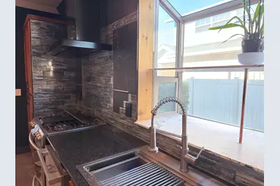 3126 Alameda Street #202, Medford, OR 97504 - Photo 9