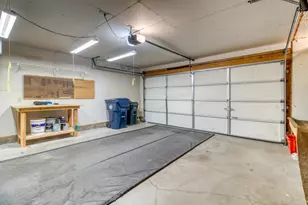 1188 NE 27th St, Bend, OR 97701 - Photo 17