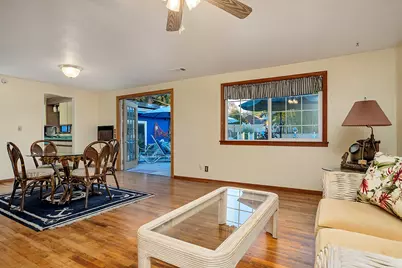 1067 SE Ashley Place, Grants Pass, OR 97526 - Photo 11