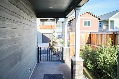 237 Willow Way, Talent, OR 97540 - Photo 27