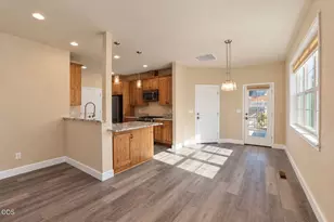 237 Willow Way, Talent, OR 97540 - Photo 11