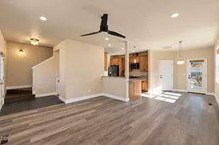 237 Willow Way, Talent, OR 97540 - Photo 9