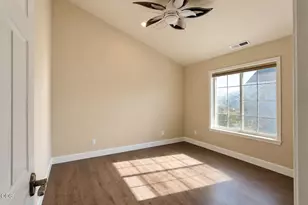 237 Willow Way, Talent, OR 97540 - Photo 19