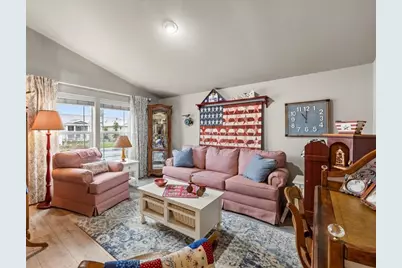 366 Marian Avenue # 39, Central Point, OR 97502 - Photo 7