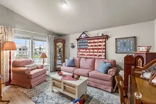 366 Marian Ave, Central Point, OR 97502 - Photo 7