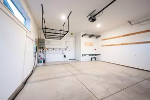 62667 NW McClain Dr, Bend, OR 97703 - Photo 27