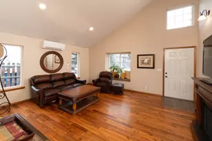 3023 NE Lansing Ct, Bend, OR 97701 - Photo 5