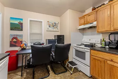 1848 Cloverlawn Drive, Grants Pass, OR 97527 - Photo 7