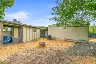 558 Meadow Ln, Eagle Point, OR 97524 - Photo 19