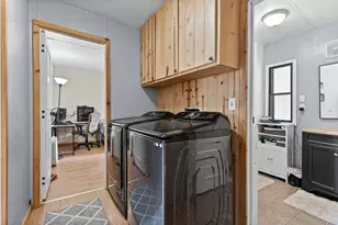 558 Meadow Ln, Eagle Point, OR 97524 - Photo 11