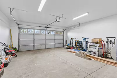 885 Mountain View Drive, Eagle Point, OR 97524 - Photo 35