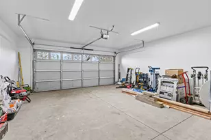 885 Mountain View Dr, Eagle Point, OR 97524 - Photo 35