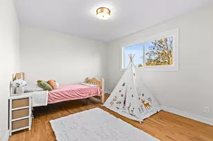 885 Mountain View Dr, Eagle Point, OR 97524 - Photo 23