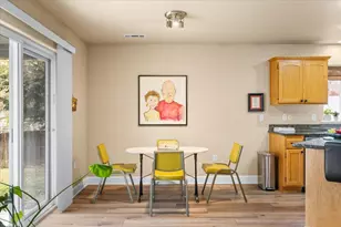 1141 Brookdale Ave, Medford, OR 97504 - Photo 11