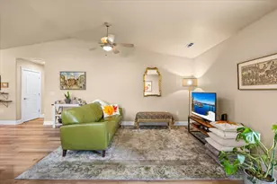 1141 Brookdale Ave, Medford, OR 97504 - Photo 9