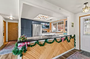 439 Midway Rd, Medford, OR 97501 - Photo 5