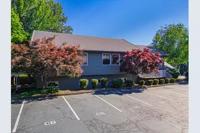 873 NE 7th Street #B, Grants Pass, OR 97526 - Photo 19