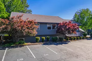 873 NE 7th St, Grants Pass, OR 97526 - Photo 1