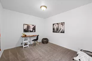 7420 N Applegate Rd, Grants Pass, OR 97527 - Photo 43