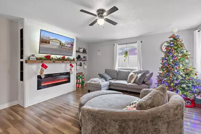 541 SW 3rd Street, Madras, OR 97741 - Photo 3