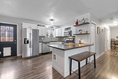 541 SW 3rd Street, Madras, OR 97741 - Photo 7