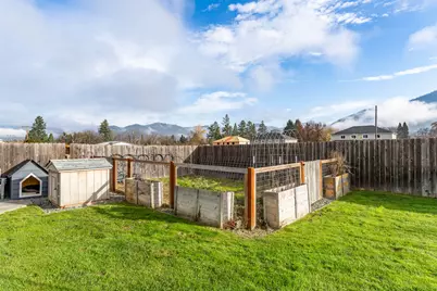 1949 Haviland Drive, Grants Pass, OR 97527 - Photo 33