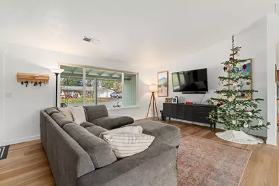 1949 Haviland Drive, Grants Pass, OR 97527 - Photo 9