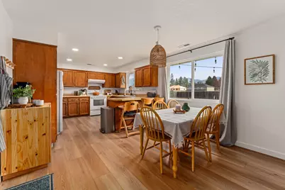 1949 Haviland Drive, Grants Pass, OR 97527 - Photo 15