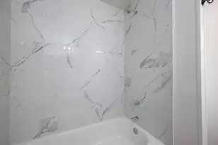 19760 Mahogany St, Bend, OR 97702 - Photo 9