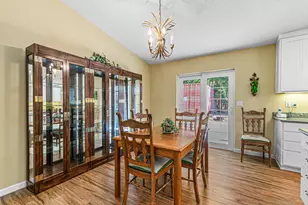 4059 Ditch Creek Rd, Rogue River, OR 97537 - Photo 9