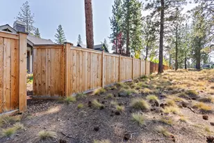 1185 NW Singleton Pl, Bend, OR 97703 - Photo 57