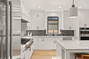 1185 NW Singleton Pl, Bend, OR 97703 - Photo 23