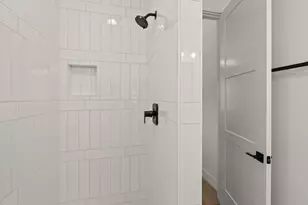 1185 NW Singleton Pl, Bend, OR 97703 - Photo 13