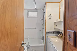 7001 Rogue River Hwy, Grants Pass, OR 97527 - Photo 13