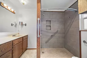 1821 Lancaster Ave, Klamath Falls, OR 97601 - Photo 17