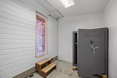 1821 Lancaster Avenue, Klamath Falls, OR 97601 - Photo 15