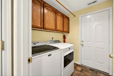 577 C Street, Phoenix, OR 97535 - Photo 23