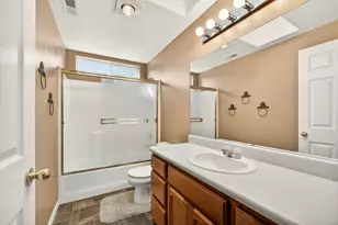 577 C St, Phoenix, OR 97535 - Photo 21