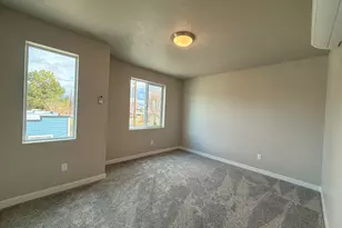 321 NE 6th St, Prineville, OR 97754 - Photo 13