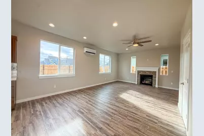 321 NE 6th Street, Prineville, OR 97754 - Photo 3