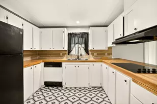 3555 S Pacific Hwy, Medford, OR 97501 - Photo 15