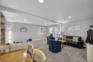 63348 Lamoine Ln, Bend, OR 97701 - Photo 17