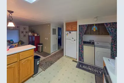 989 Roguelea Lane, Grants Pass, OR 97526 - Photo 9