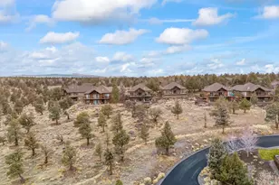 360 Vista Rim Dr, Redmond, OR 97756 - Photo 61