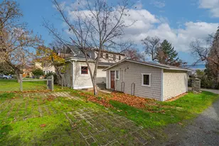 126 Nursery St, Ashland, OR 97520 - Photo 5