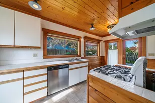 126 Nursery St, Ashland, OR 97520 - Photo 13